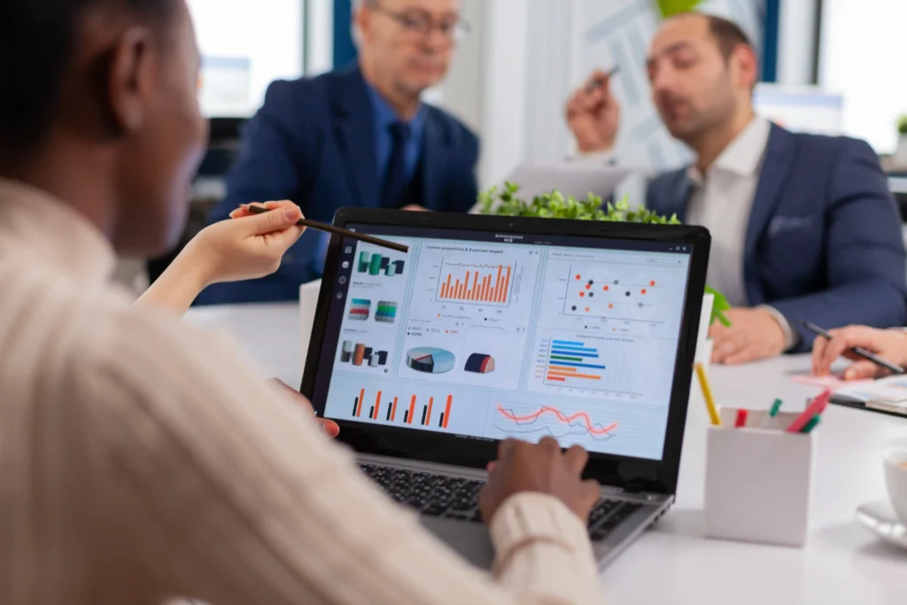 layanan data analytics dan business intelligence